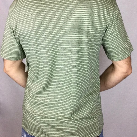 Interesting Boathouse Brand light green crew neck short sleeve designer's top - Picture 2 of 2